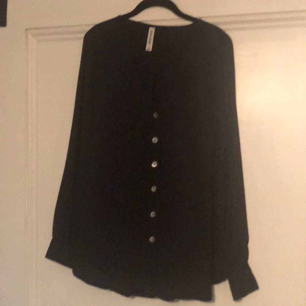 Black V-Neck Button Down blouse